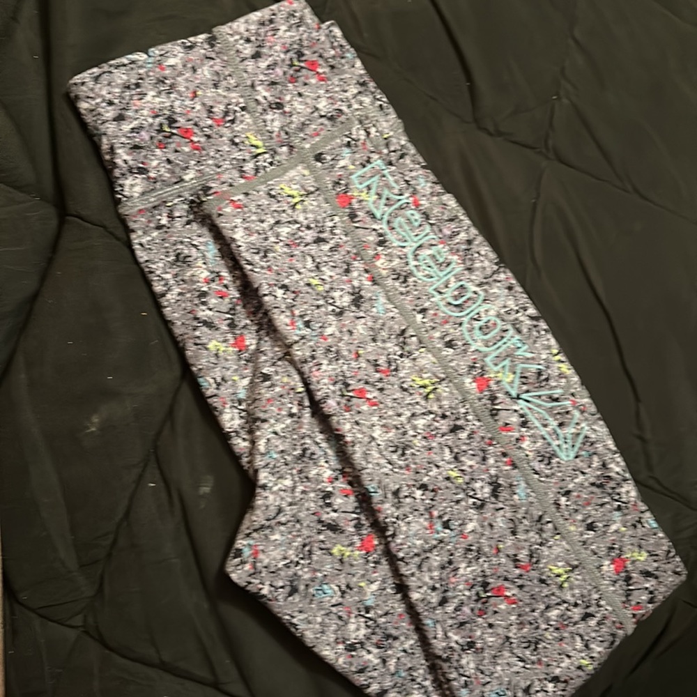 NWOT Juniors Reebok Leggings - Picture 7 of 7
